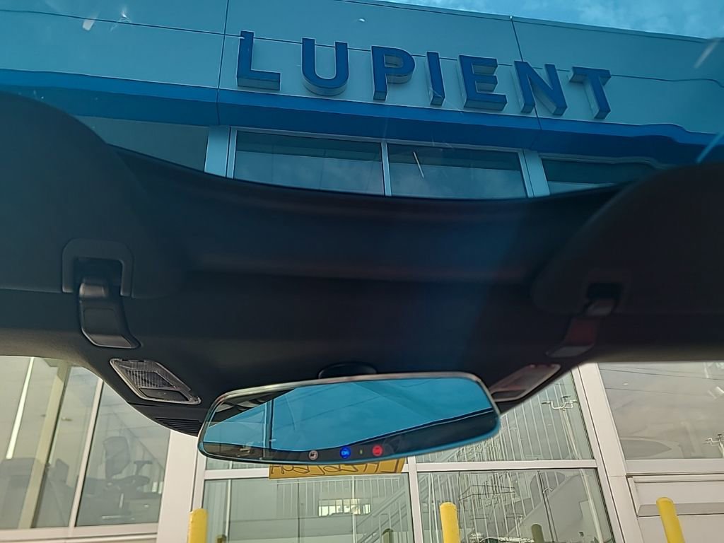 Used 2017 Chevrolet Corvette Stingray Coupe w/ LPO, Stingray Logo Package image 17