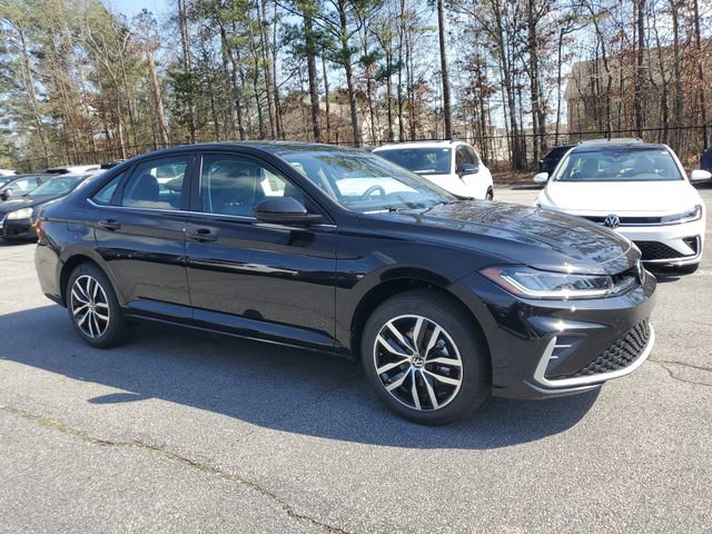 New 2026 Volkswagen Jetta SE FWD image 3