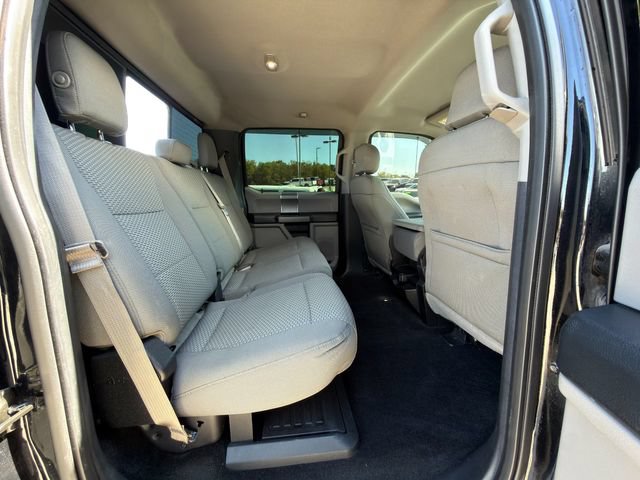 Used 2017 Ford F250 XLT w/ XLT Premium Package AWD/4WD image 11