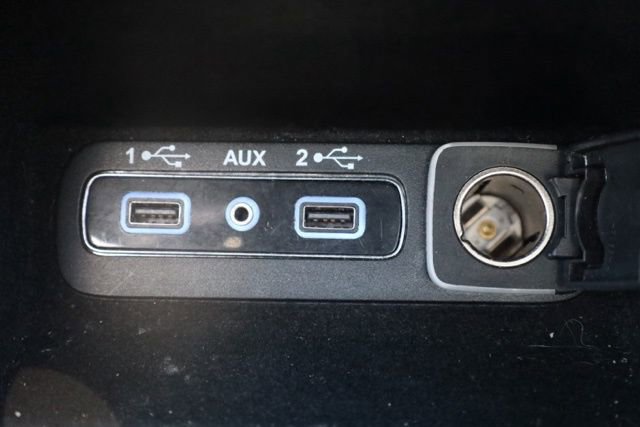 Used 2018 Jeep Grand Cherokee Limited image 10