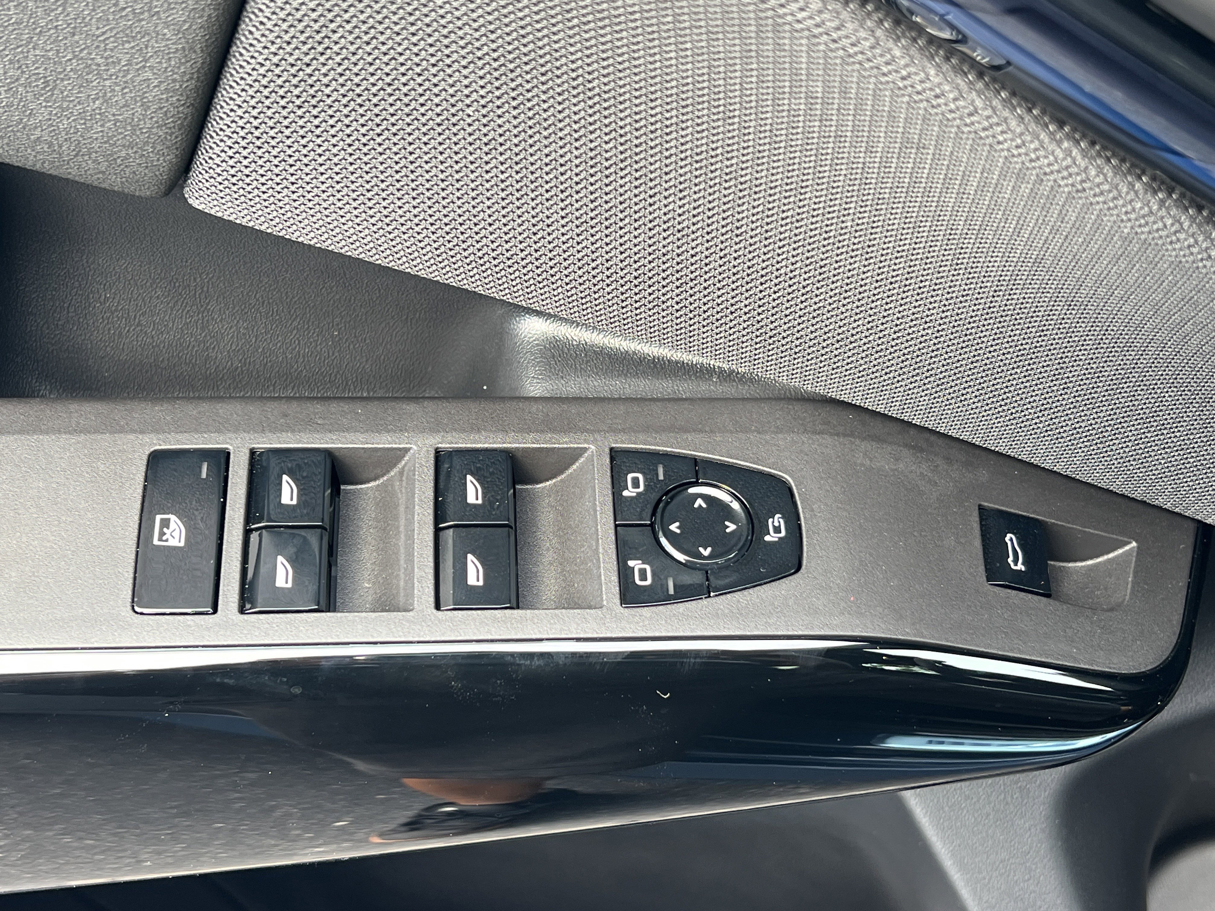 New 2026 BMW X3 xDrive30 w/ M Sport Package image 16