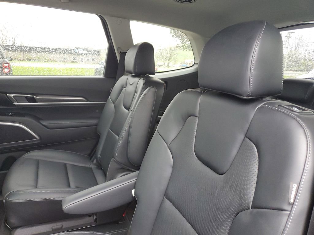 Certified 2024 Kia Telluride S w/ S Sunroof Package image 26