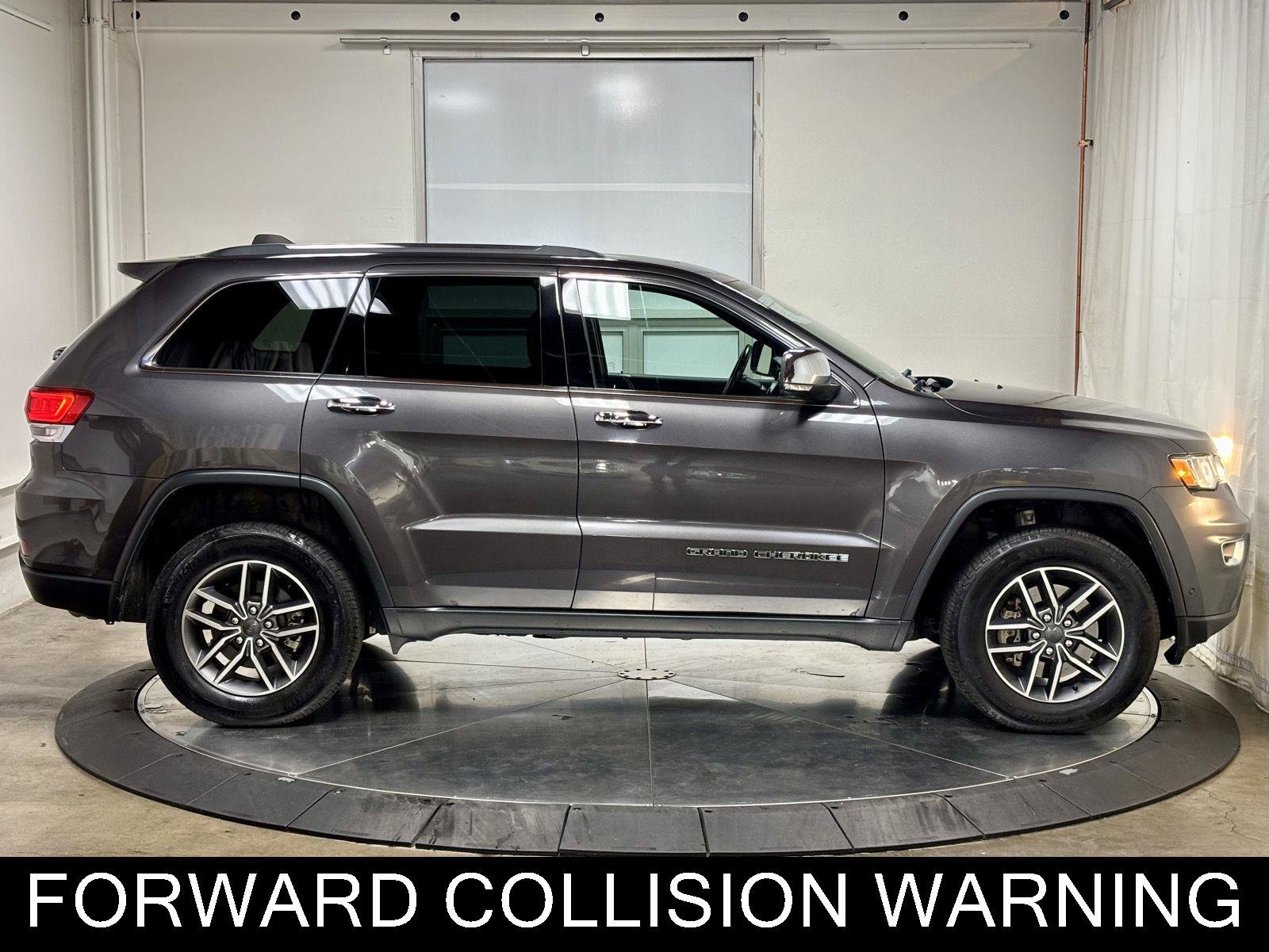 Used 2021 Jeep Grand Cherokee Limited AWD/4WD image 11