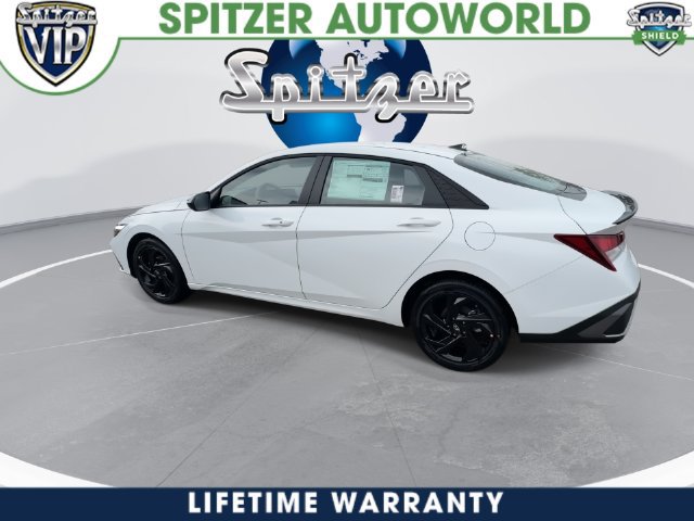 New 2026 Hyundai Elantra Sport FWD image 10