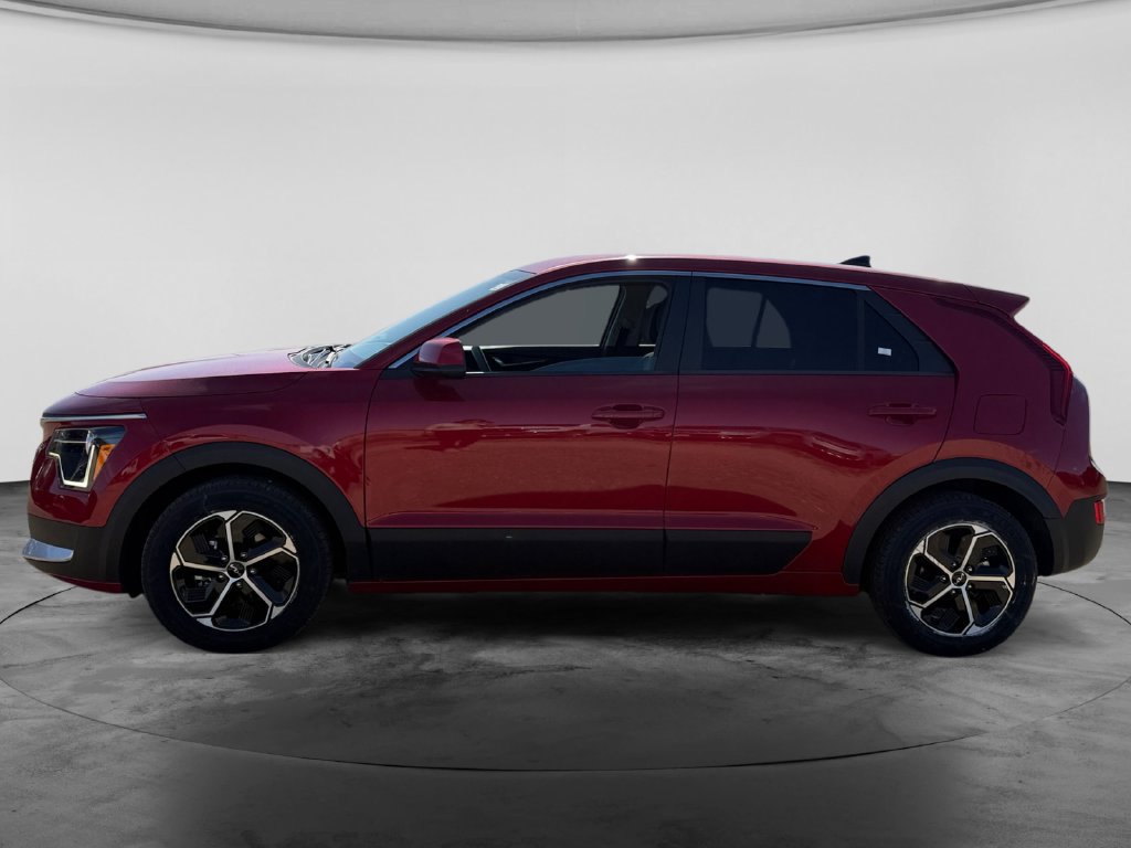 Used 2025 Kia Niro LX FWD image 5