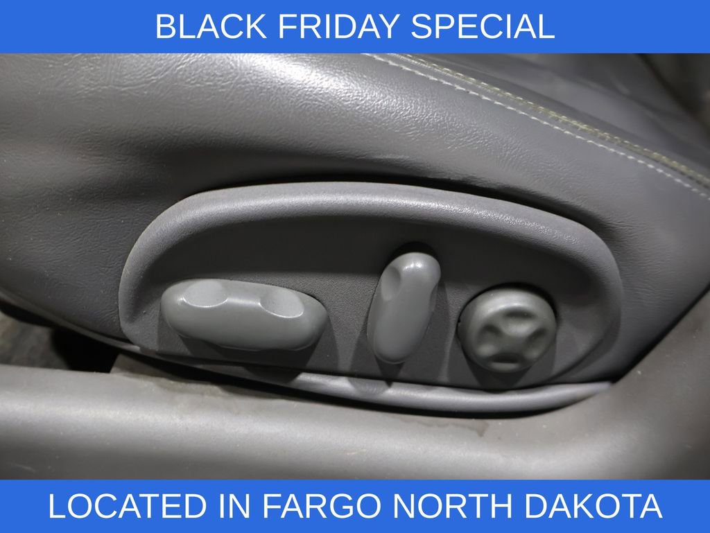 Used 2003 Pontiac Bonneville SE w/ Leather Appointment Package image 9