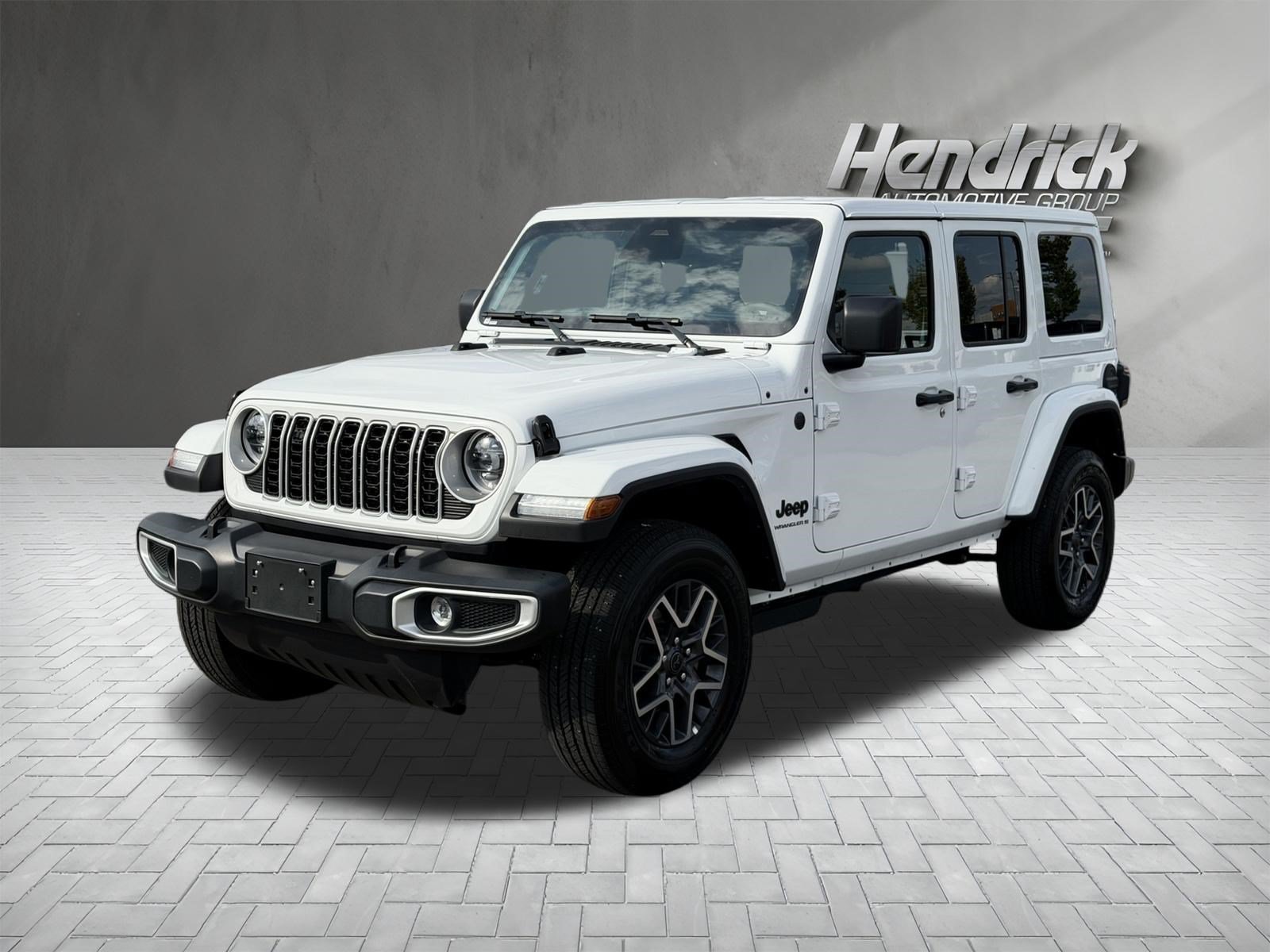 Used 2026 Jeep Wrangler Unlimited Sahara AWD/4WD image 5