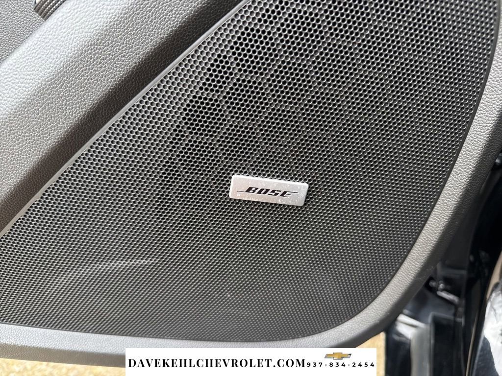 Used 2023 Chevrolet Traverse Premier w/ Redline Edition image 10