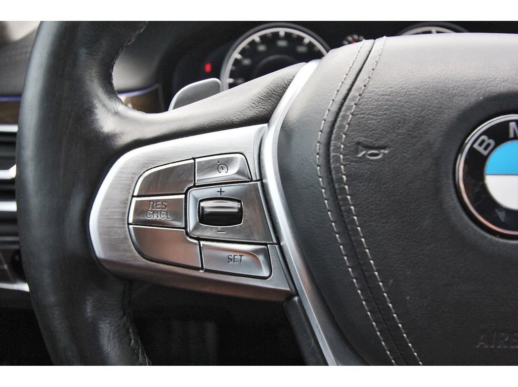 Used 2017 BMW 740i RWD image 15