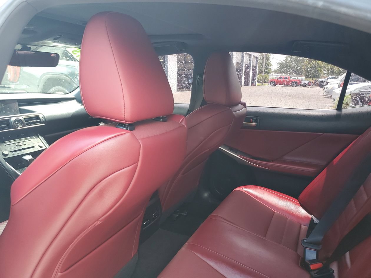 Used 2020 Lexus IS 350 F Sport w/ F Sport Package RWD image 10