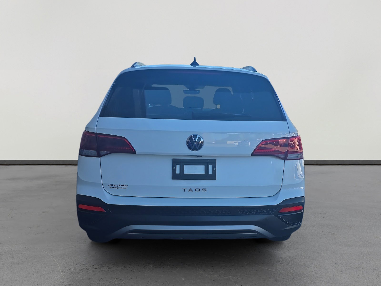 Used 2023 Volkswagen Taos S image 4