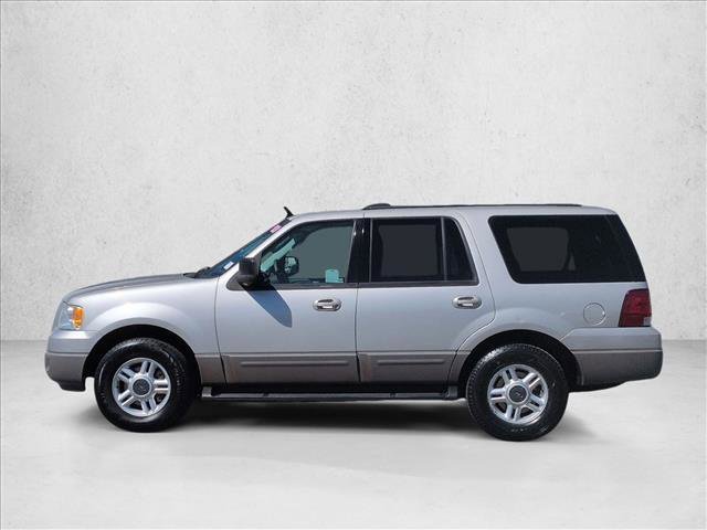 Used 2003 Ford Expedition XLT image 9