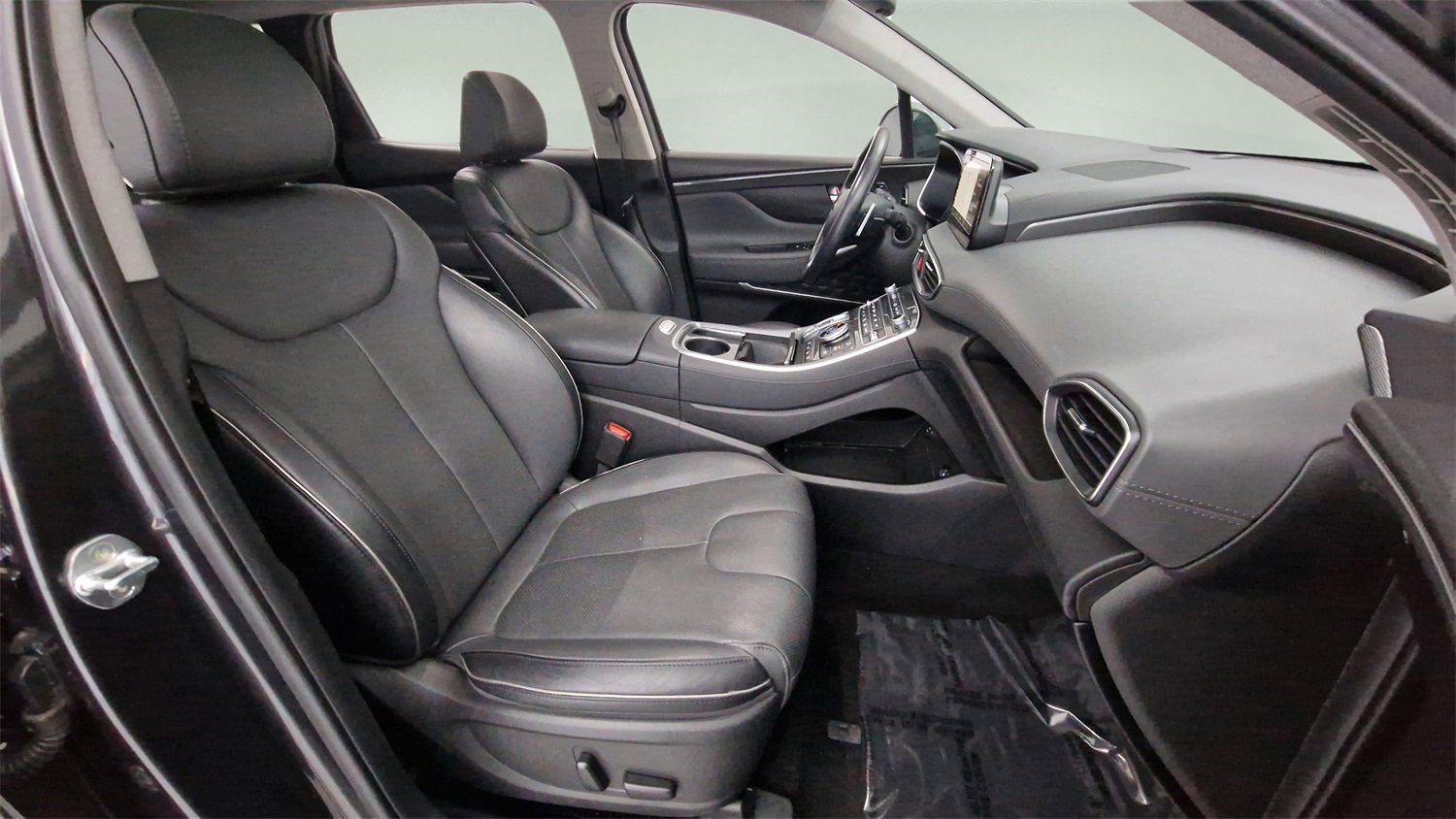 Used 2023 Hyundai Santa Fe Limited image 30