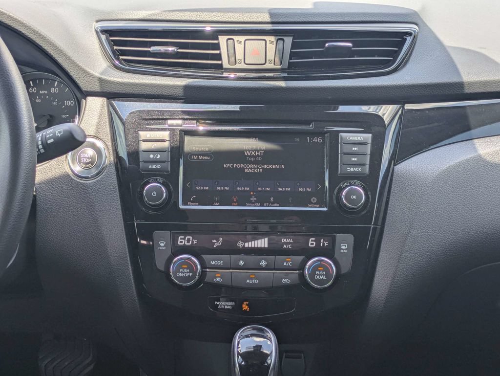 Used 2020 Nissan Rogue Sport SV FWD image 18