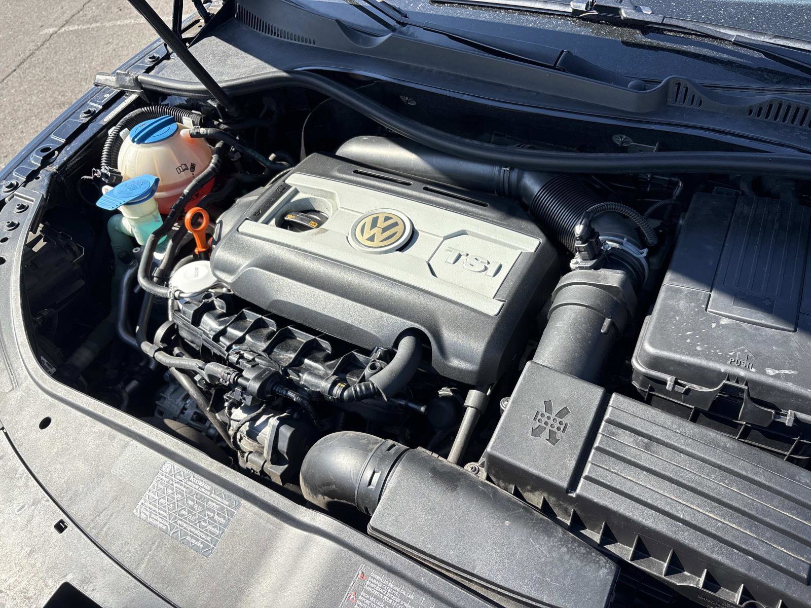 Used 2009 Volkswagen Eos Lux image 31