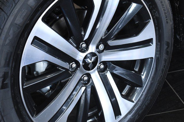 New 2026 Mitsubishi Outlander Sport SE AWD/4WD image 10