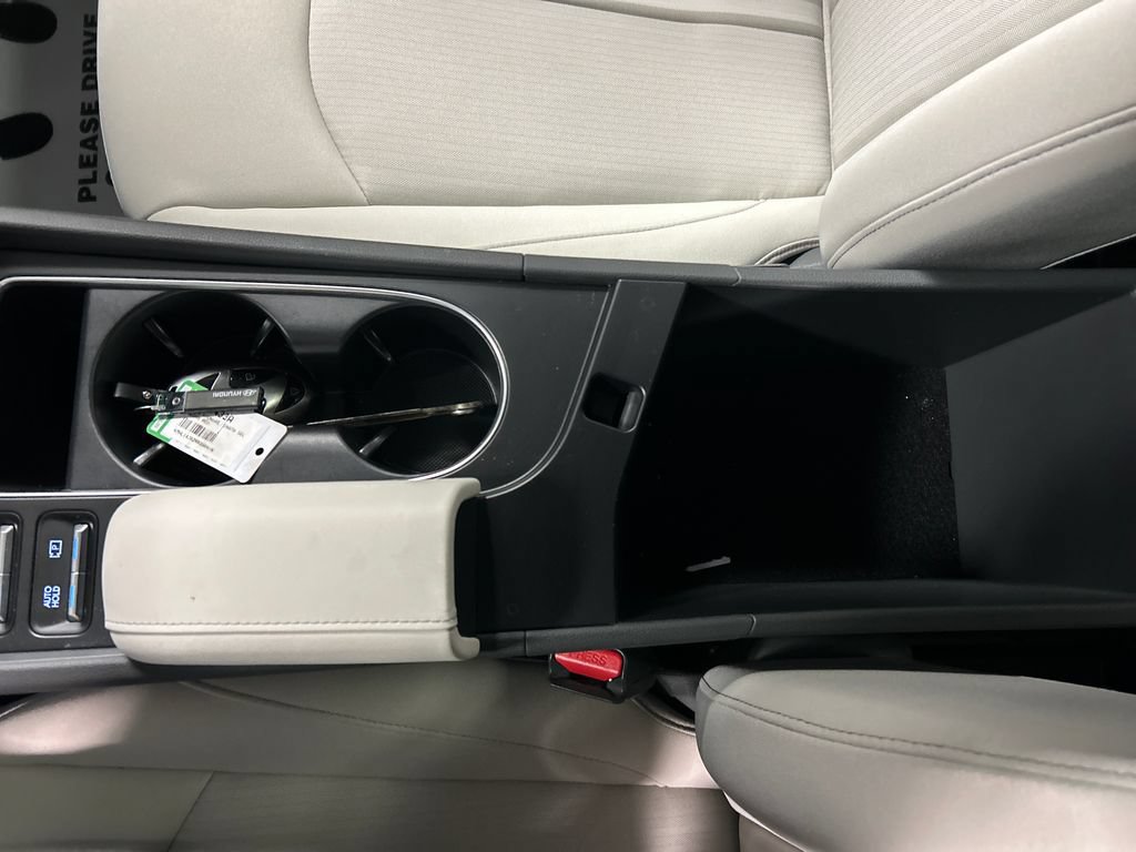 Used 2024 Hyundai Sonata SEL w/ Convenience Package FWD image 19