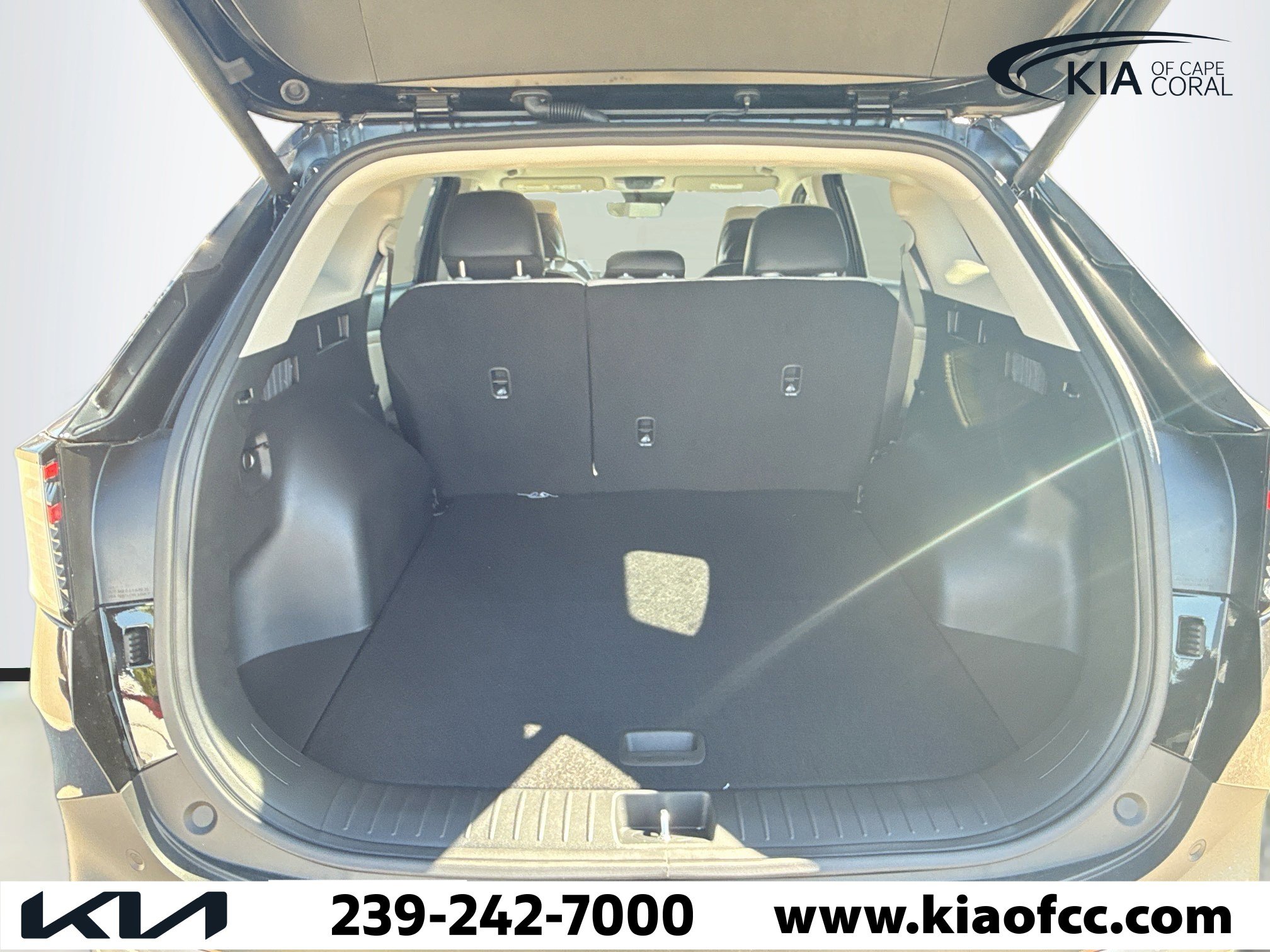 New 2026 Kia Sportage EX FWD image 12