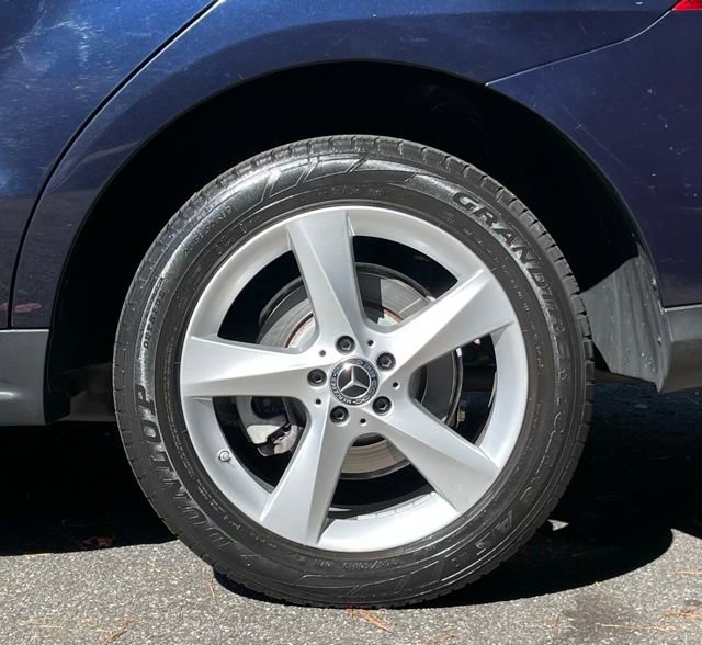 Used 2018 Mercedes-Benz GLE 350 4MATIC image 7