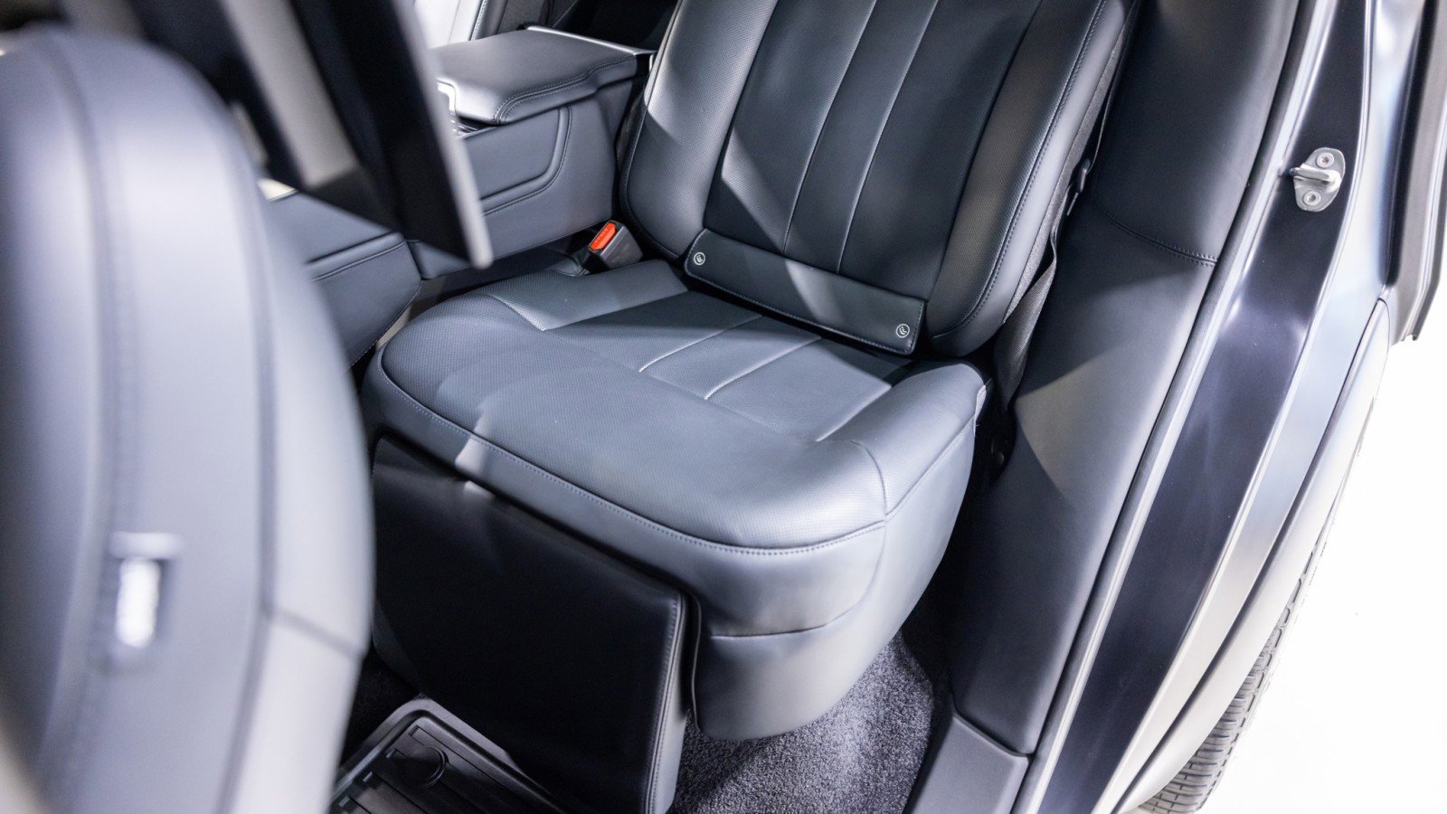 Used 2024 Land Rover Range Rover SV image 36