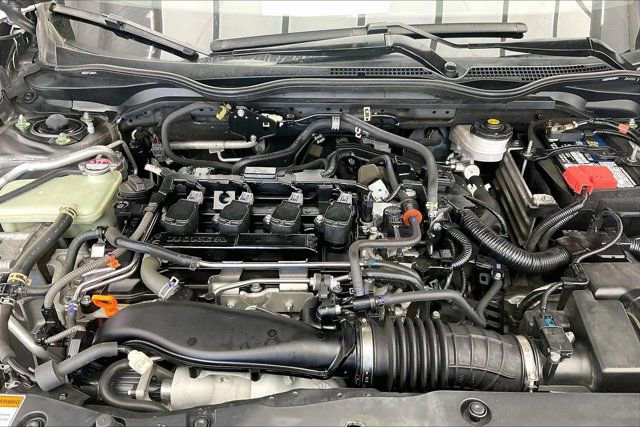Used 2021 Honda Civic Sport image 9