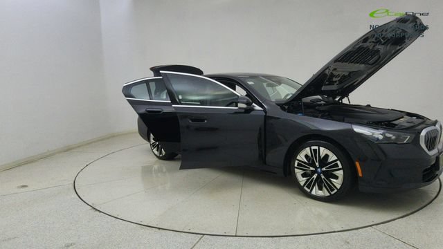 Used 2024 BMW i5 eDrive40i w/ Convenience Package RWD image 71
