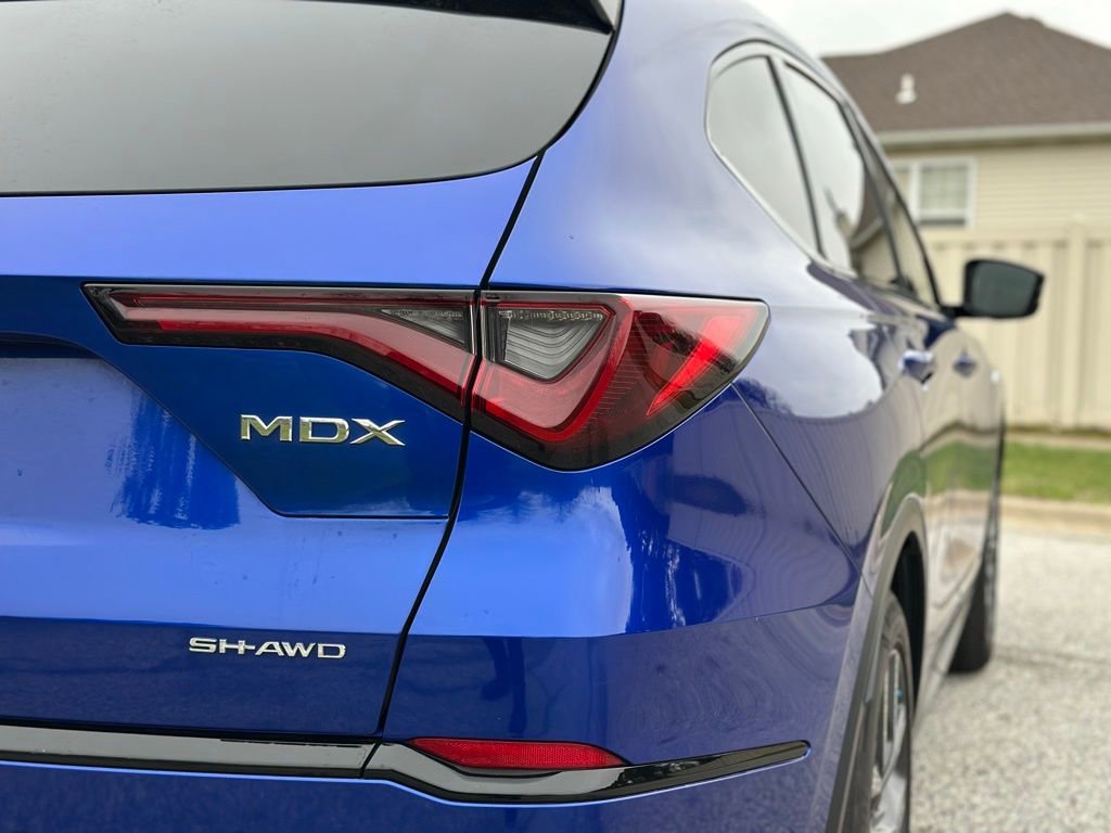 Used 2023 Acura MDX A-Spec image 12