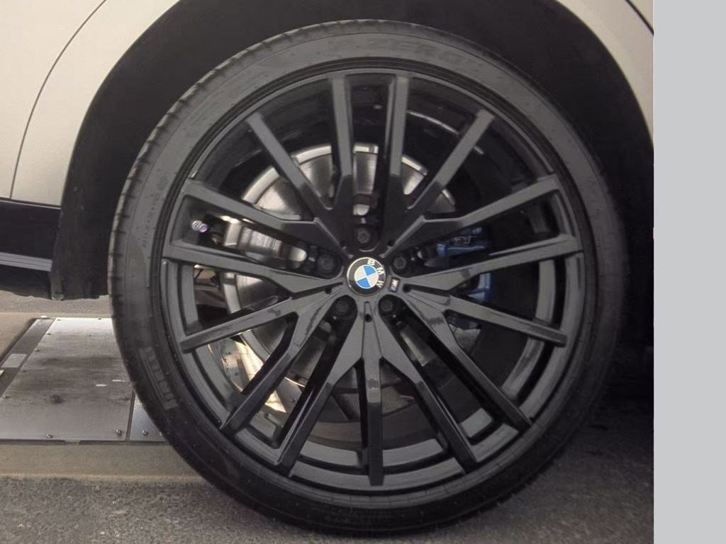 Used 2020 BMW X6 M50i w/ Executive Package image 44