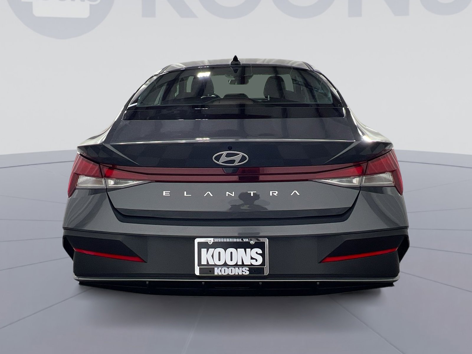 Used 2024 Hyundai Elantra SE image 5