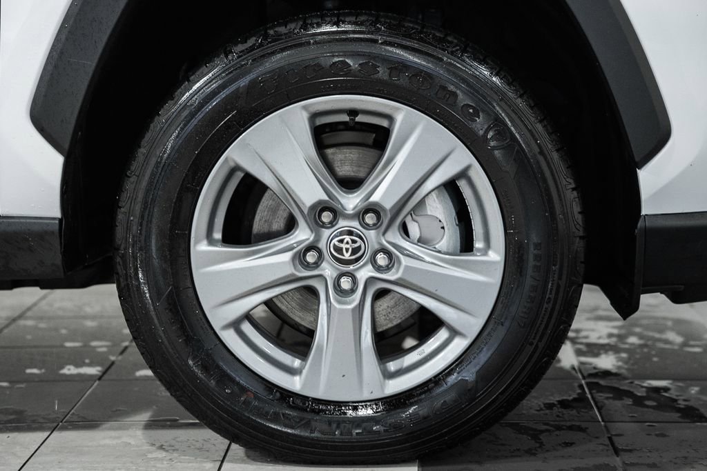 Used 2025 Toyota RAV4 XLE image 15