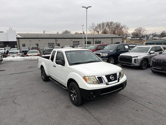 Used 2015 Nissan Frontier S image 14