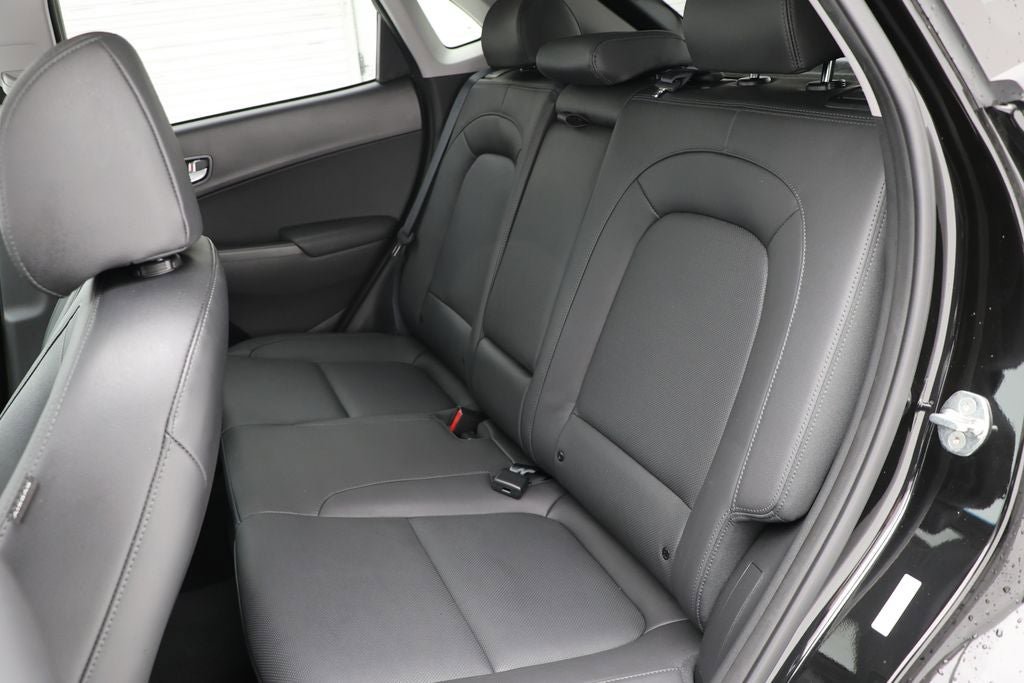 Used 2023 Hyundai Kona Limited AWD/4WD image 12