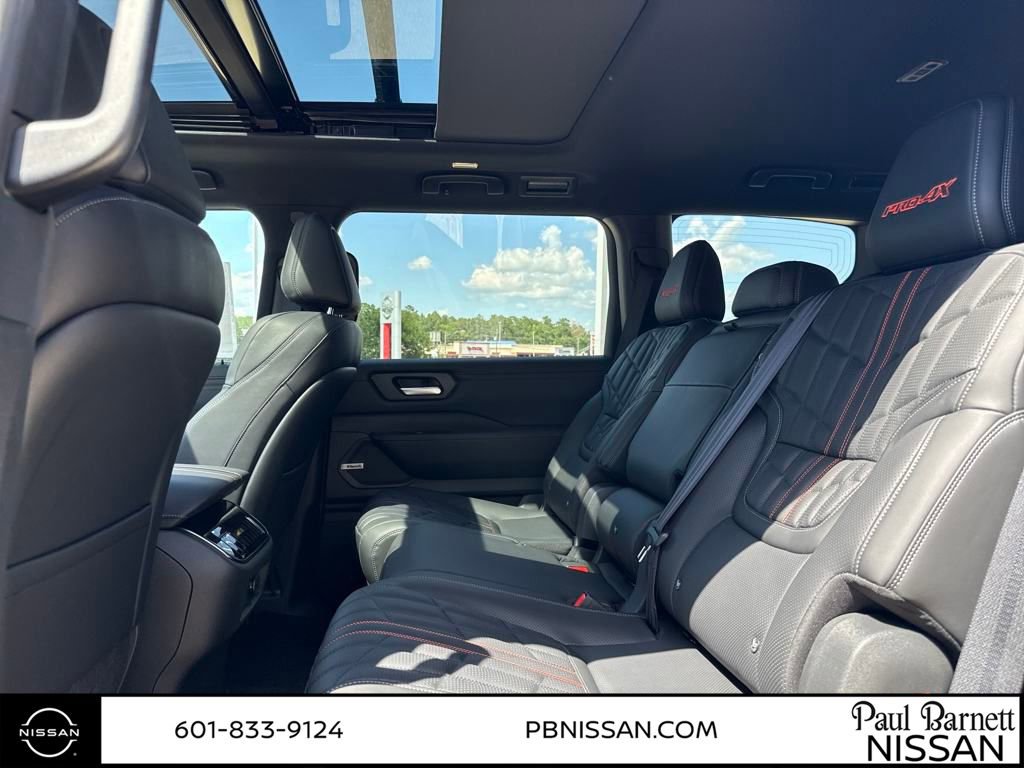 New 2025 Nissan Armada PRO-4X w/ Pro-4X Premium Package image 37