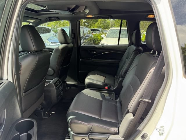Used 2022 Honda Pilot Black Edition image 14