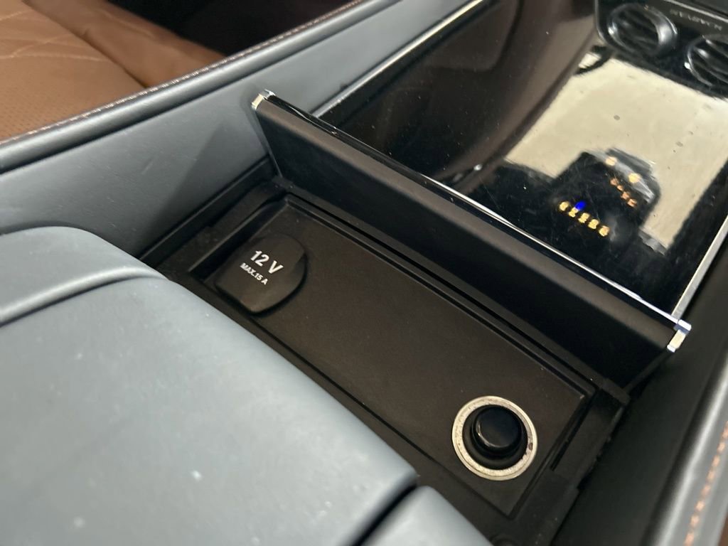 Used 2017 Mercedes-Benz Maybach S 550 4MATIC image 37