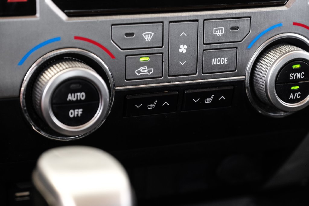 Used 2020 Toyota Tundra Limited RWD image 28