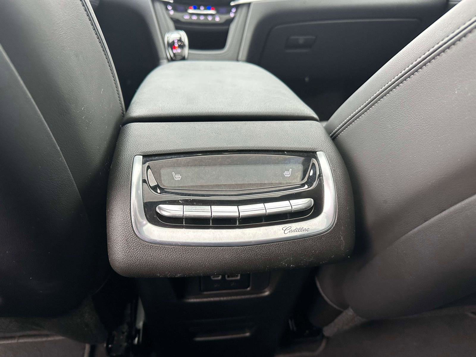 Used 2024 Cadillac XT6 Sport image 12