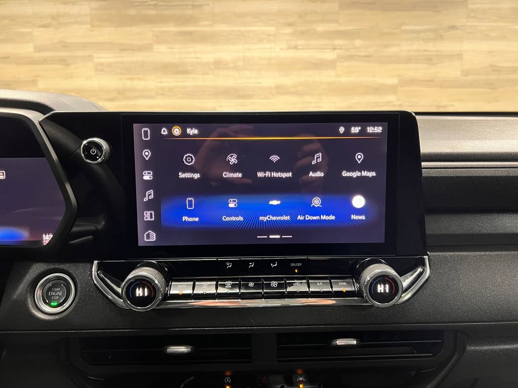 Used 2025 Chevrolet Colorado Trail Boss image 14