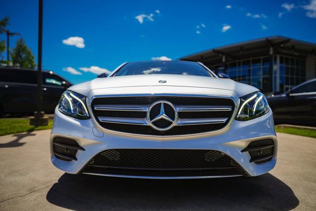 Used 2017 Mercedes-Benz E 300 image 7