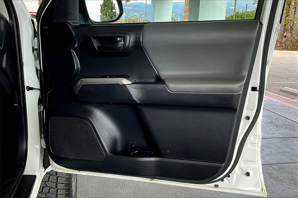 Used 2019 Toyota Tacoma SR5 image 29