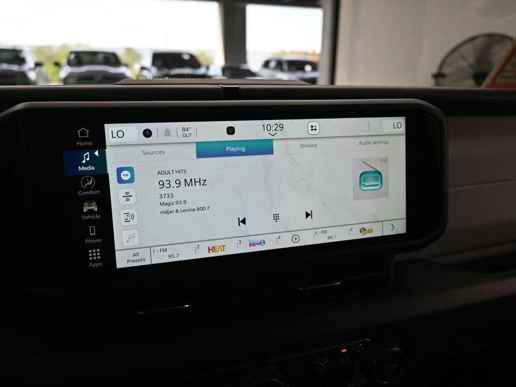 Used 2024 Jeep Gladiator Sport image 22