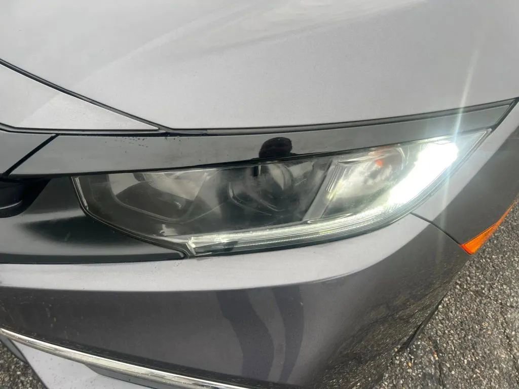 Used 2019 Honda Civic EX image 26