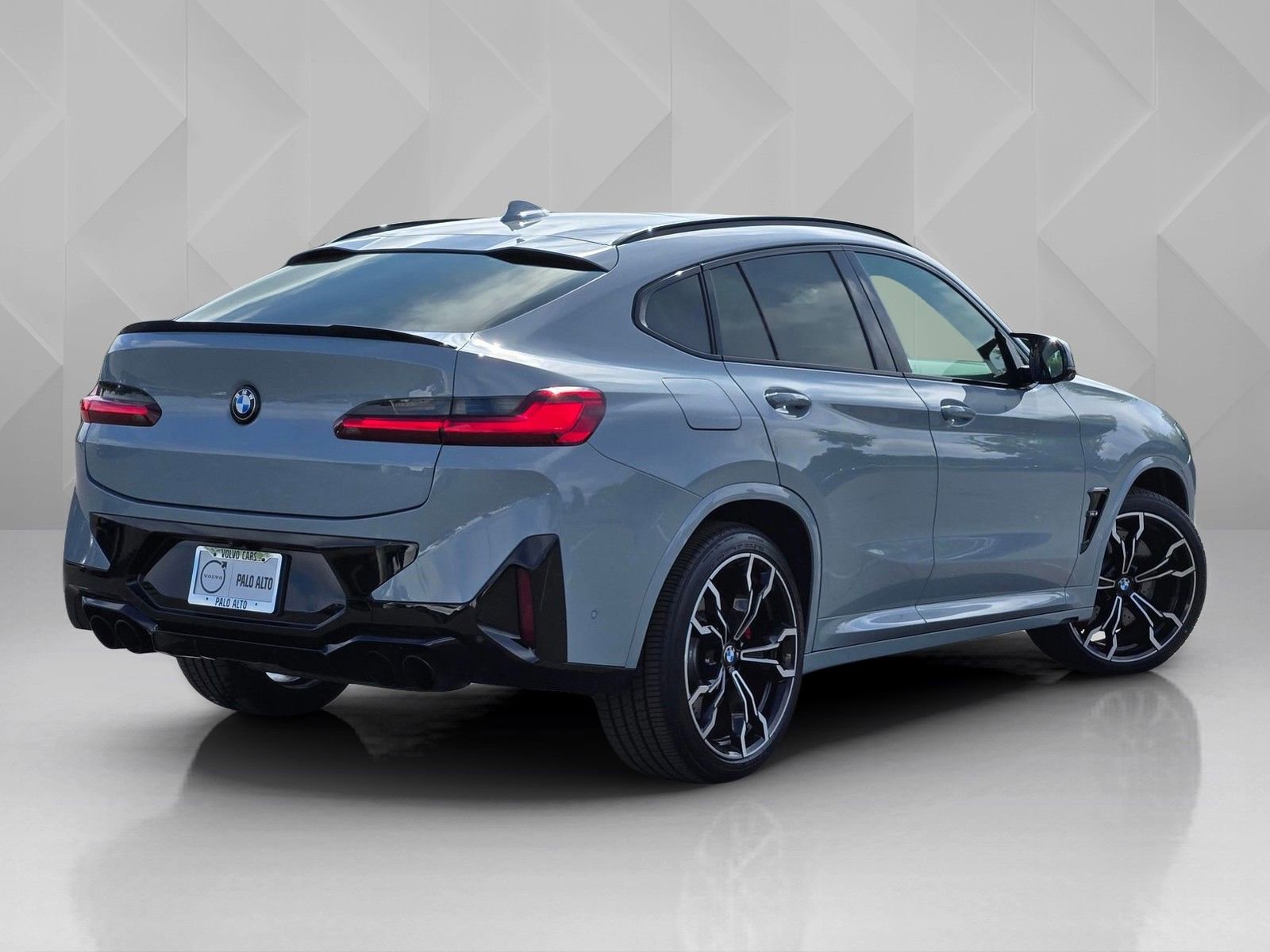 Used 2023 BMW X4 M w/ Competition Package image 6