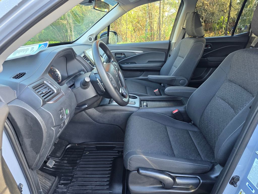 Certified 2023 Honda Ridgeline Sport image 11