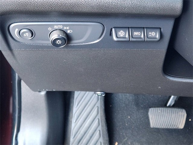 Used 2022 Buick Envision Avenir w/ Technology Package II image 21