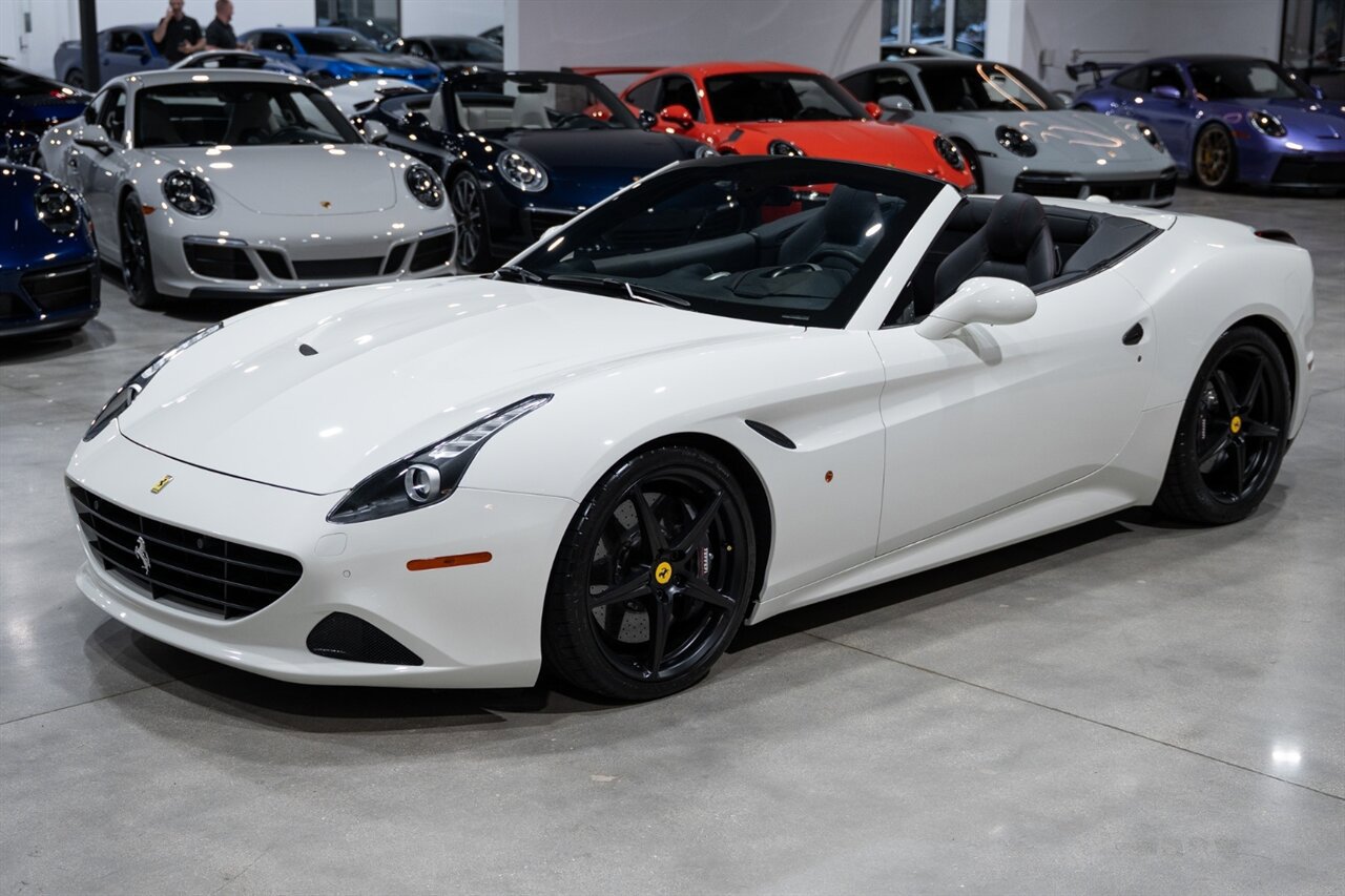 Used 2016 Ferrari California T RWD image 2