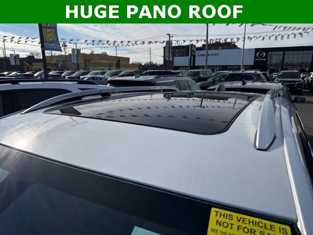 Used 2018 Chevrolet Equinox LT w/ Sun & Infotainment Package image 4