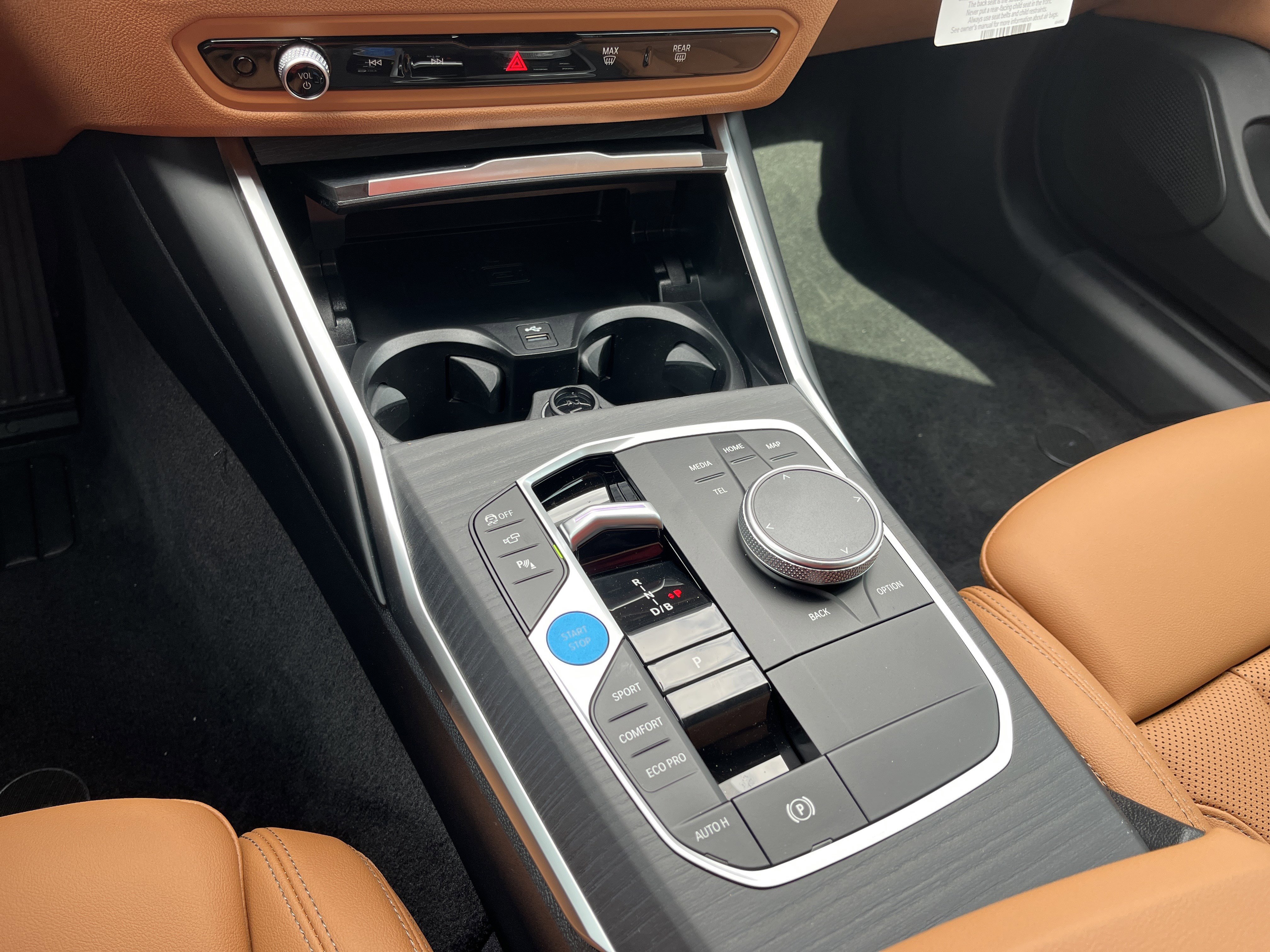 New 2026 BMW i4 eDrive40 w/ Premium Package RWD image 11