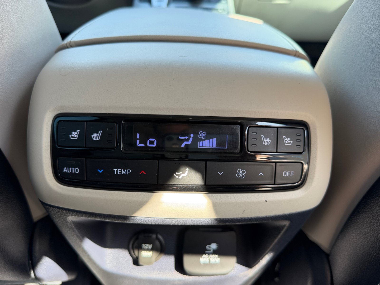 Used 2024 Hyundai Palisade Calligraphy AWD/4WD image 32