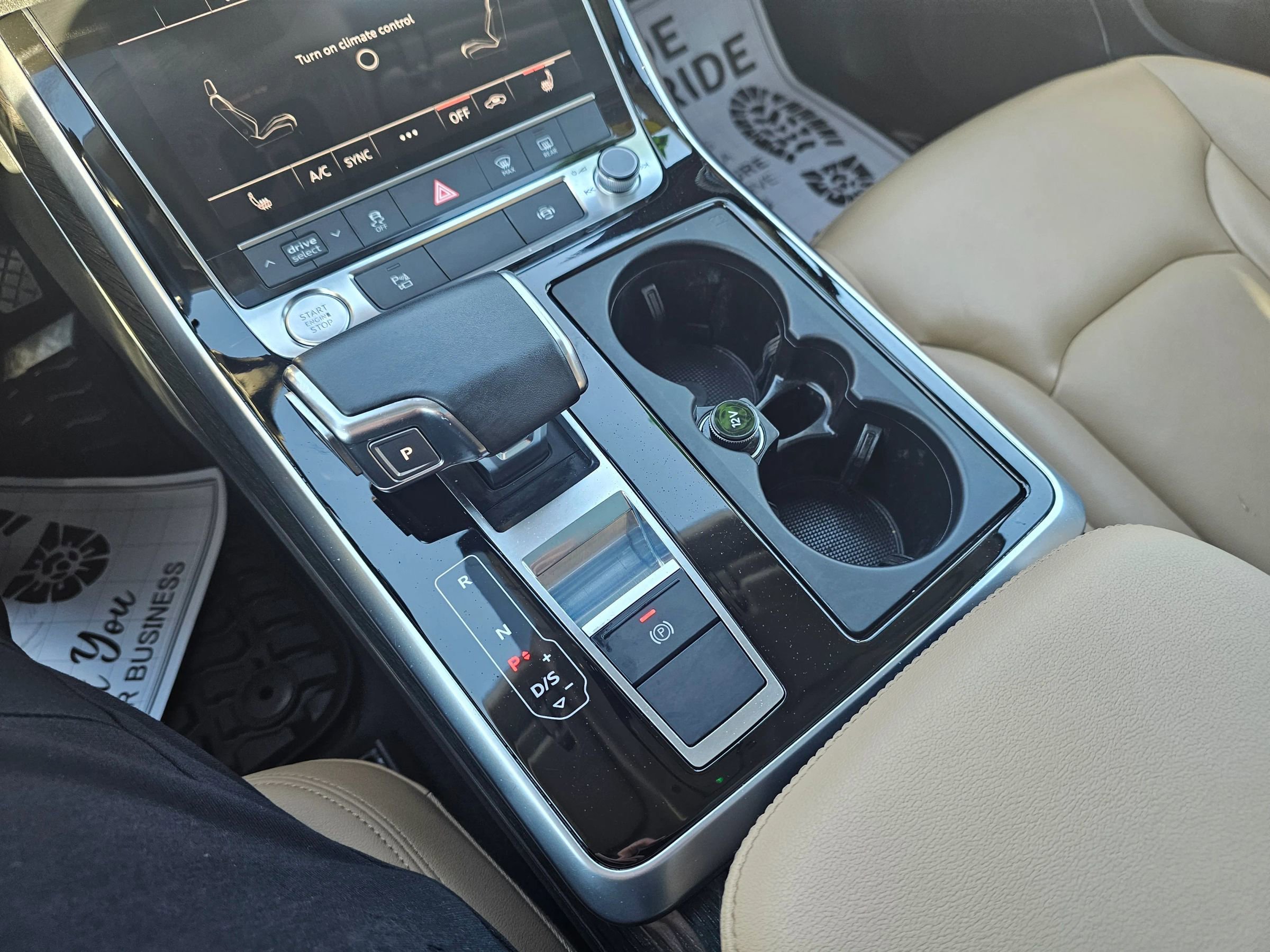 Used 2020 Audi Q7 3.0T Premium image 30